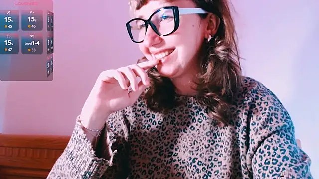 Cosmo Riri online show from 3, 2, 2026