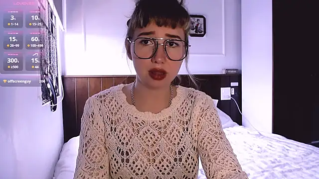 Cosmo Riri online show from 24, 1, 2025