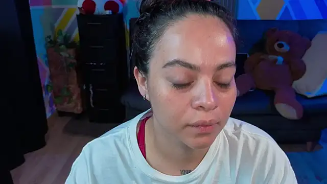 Cuttiealice online show from 23, 9, 2025