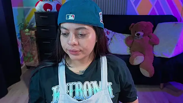 Cuttiealice online show from 19, 9, 2025