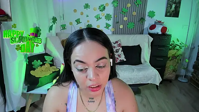 Cuttiealice online show from 17, 3, 2025