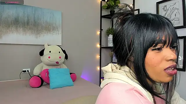 Briana Wells  online show from 13, 4, 2026