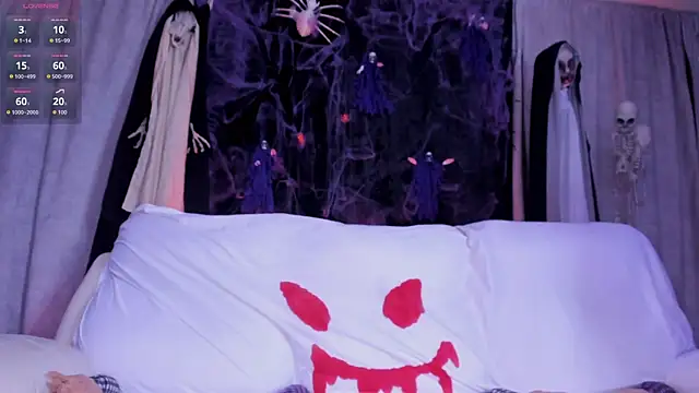 Snapshot of Briana_Wells_ chatting on 22, 10, 2025 Briana Wells online show from 22, 10, 2025