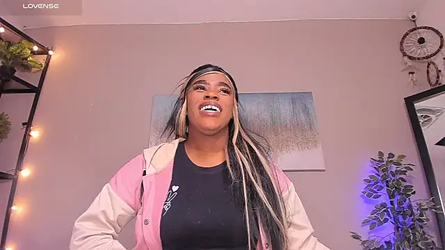 Briana Wells  online show from 14, 2, 2026