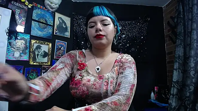 Yourmadame P online show from 12, 2, 2025