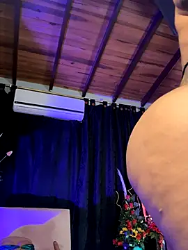 Snapshot of monroe_777 chatting on 11, 11, 2025 monroe 777 online show from 11, 11, 2025