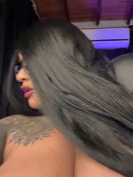 Snapshot of monroe_777 chatting on 5, 11, 2025 monroe 777 online show from 5, 11, 2025