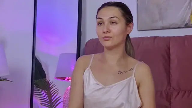 NicolLopeze online show from 24, 9, 2025