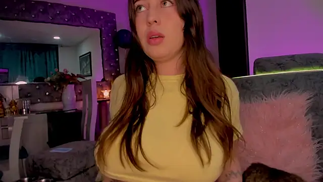 zoe kittylove online show from 3, 11, 2025