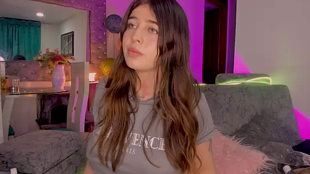 zoe kittylove online show from 6, 11, 2025