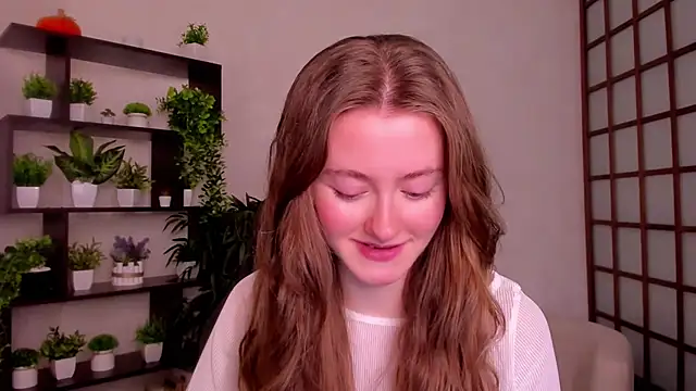 KateCuddle online show from 3, 10, 2025