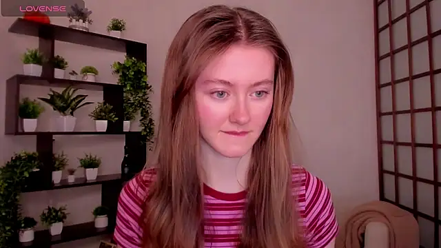 KateCuddle online show from 5, 2, 2026