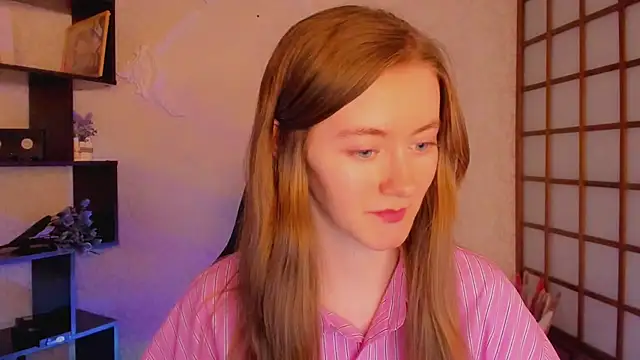 KateCuddle online show from 26, 2, 2025