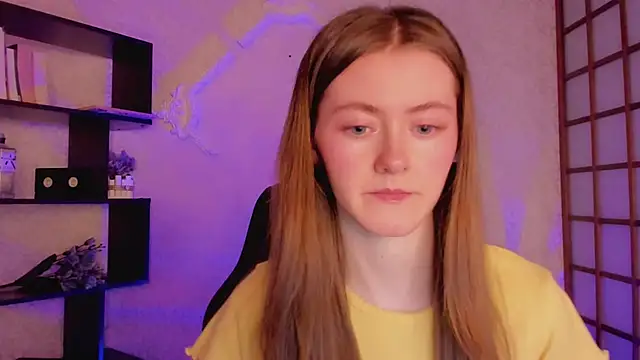 KateCuddle online show from 3, 2, 2025