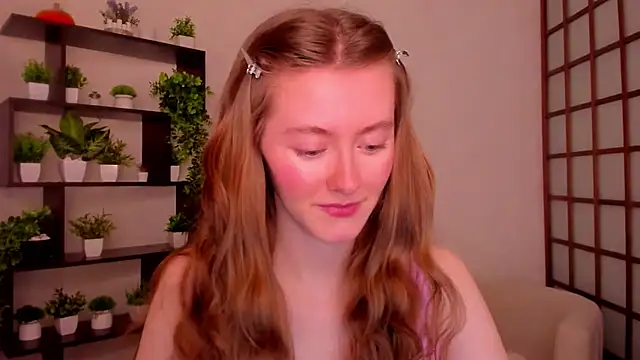 KateCuddle online show from 15, 10, 2025