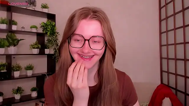 KateCuddle online show from 15, 5, 2026