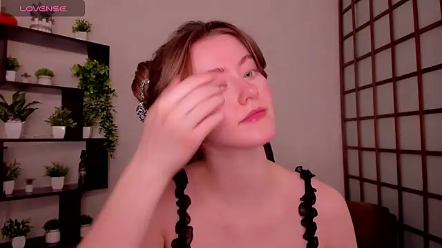 KateCuddle online show from 13, 2, 2026