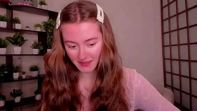 KateCuddle online show from 22, 12, 2025