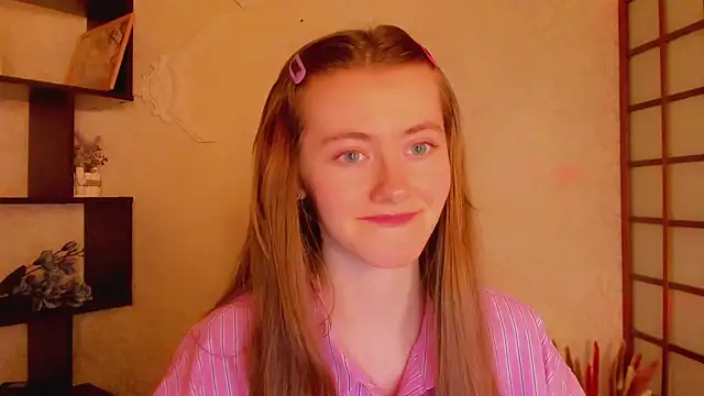 KateCuddle online show from 11, 3, 2025