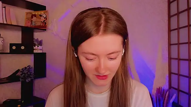 KateCuddle online show from 24, 1, 2025