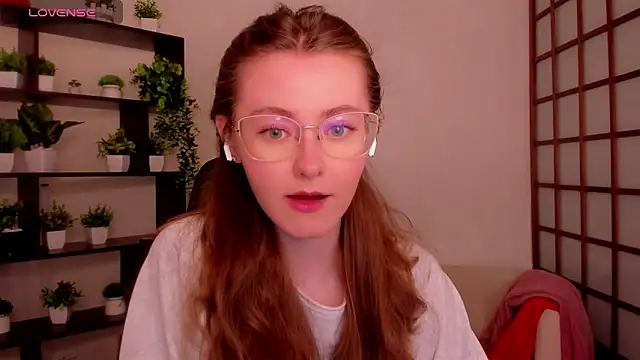 KateCuddle online show from 18, 5, 2026