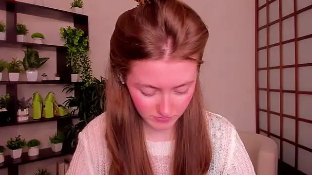 KateCuddle online show from 19, 9, 2025