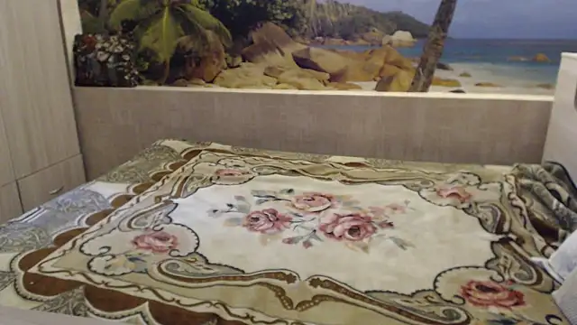 Snapshot of Aphelandra chatting on 18, 3, 2025 Aphelandra online show from 18, 3, 2025