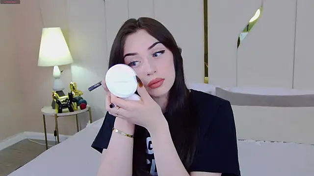 Betty Bridge online show from 7, 2, 2026