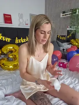 Amber riivers online show from 11, 2, 2026