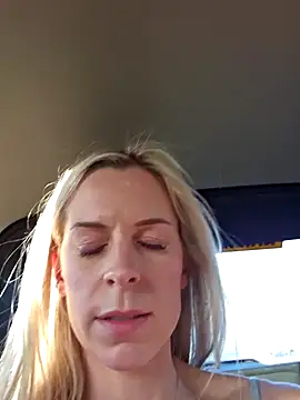 Amber riivers online show from 30, 1, 2025