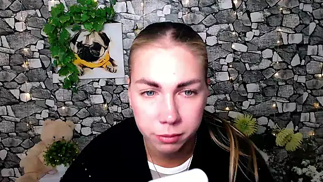 Sport Tall Doll online show from 7, 10, 2025