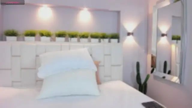 ValeriaGarcia online show from 11, 2, 2026