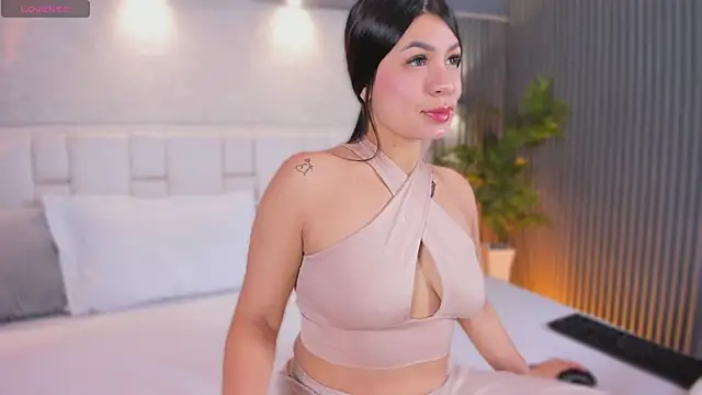 ValeriaGarcia online show from 19, 5, 2026