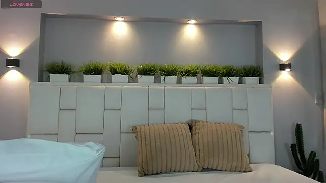 ValeriaGarcia online show from 14, 2, 2026