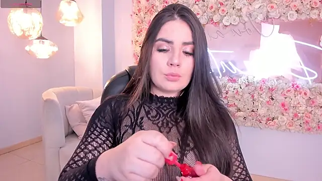 KendraClarkX online show from 12, 4, 2026
