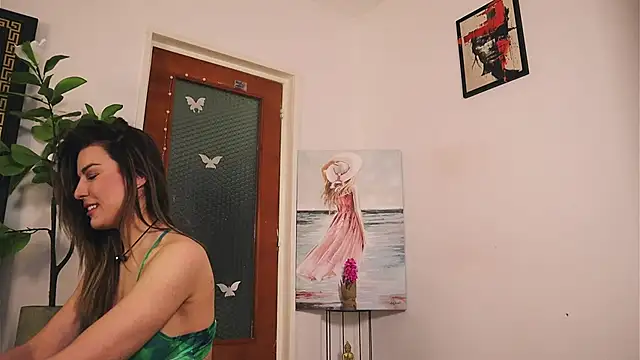 Misslullu online show from 1, 4, 2026