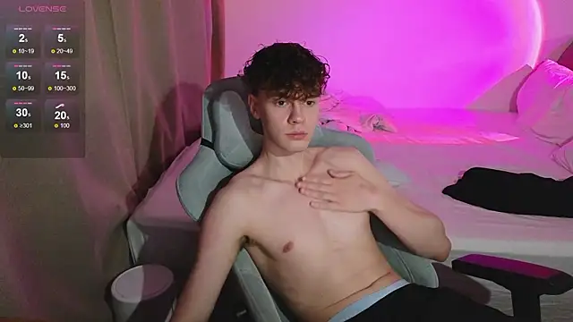 cute thomas online show from 23, 3, 2026