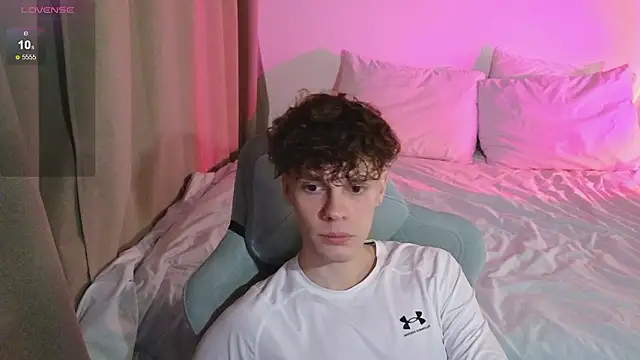 cute thomas online show from 25, 3, 2026