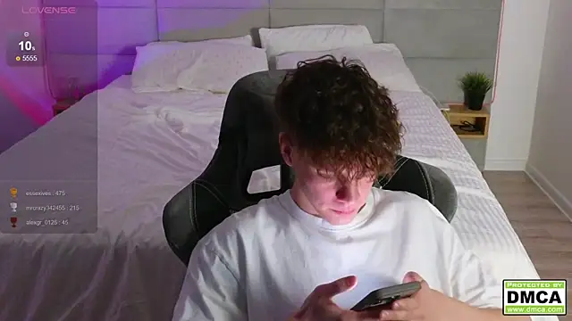 cute thomas online show from 24, 1, 2025