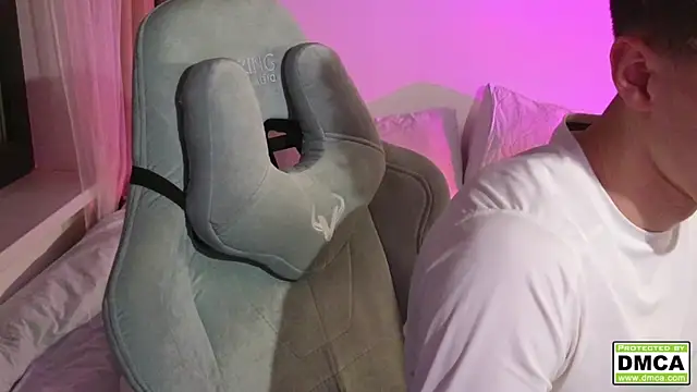 cute thomas online show from 4, 10, 2025