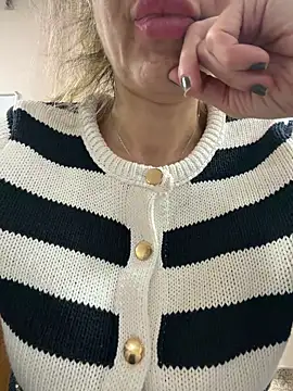 AmazingBitch online show from 18, 2, 2026