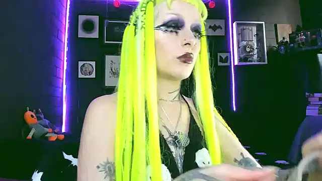 insania 9999  online show from 20, 2, 2025