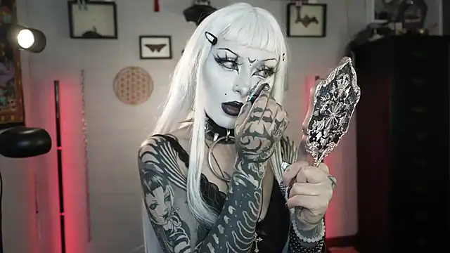 insania 9999  online show from 4, 8, 2026