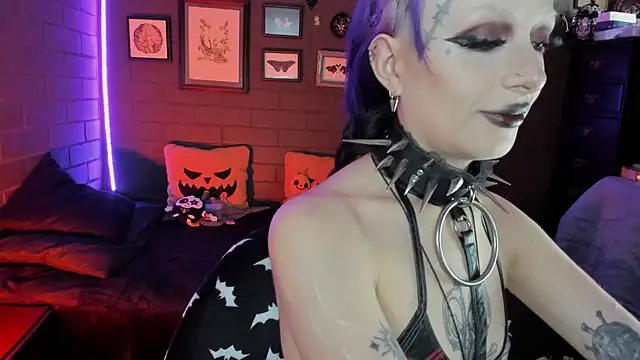 insania 9999  online show from 14, 10, 2025