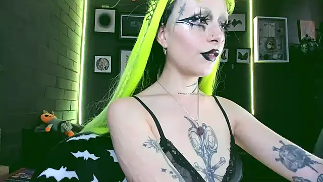 insania 9999  online show from 17, 2, 2025