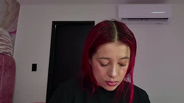 Snapshot of celeste_sea chatting on 25, 2, 2026 celeste sea online show from 25, 2, 2026