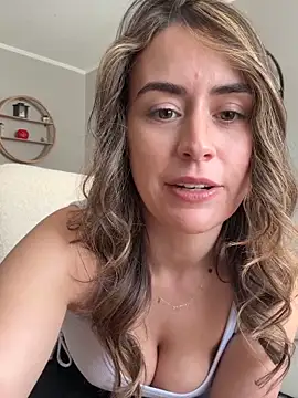 Wetbabygirlxo online show from 17, 2, 2026