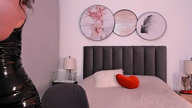 SaharaGarcia   online show from 26, 3, 2026