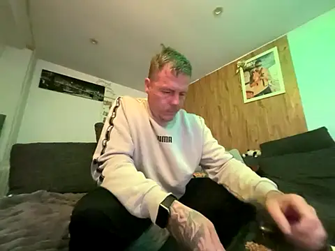 steveindahouse online show from 26, 10, 2025