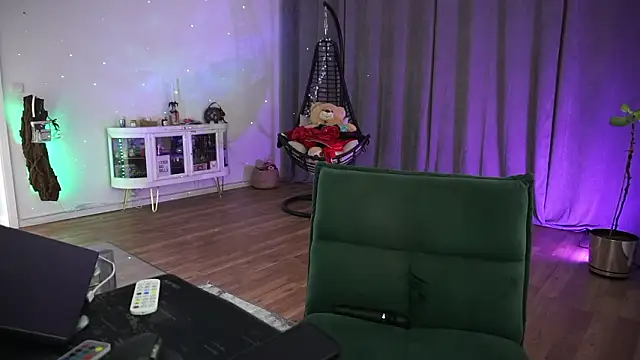 Snapshot of LaraPunkt chatting on 20, 2, 2026 LaraPunkt online show from 20, 2, 2026